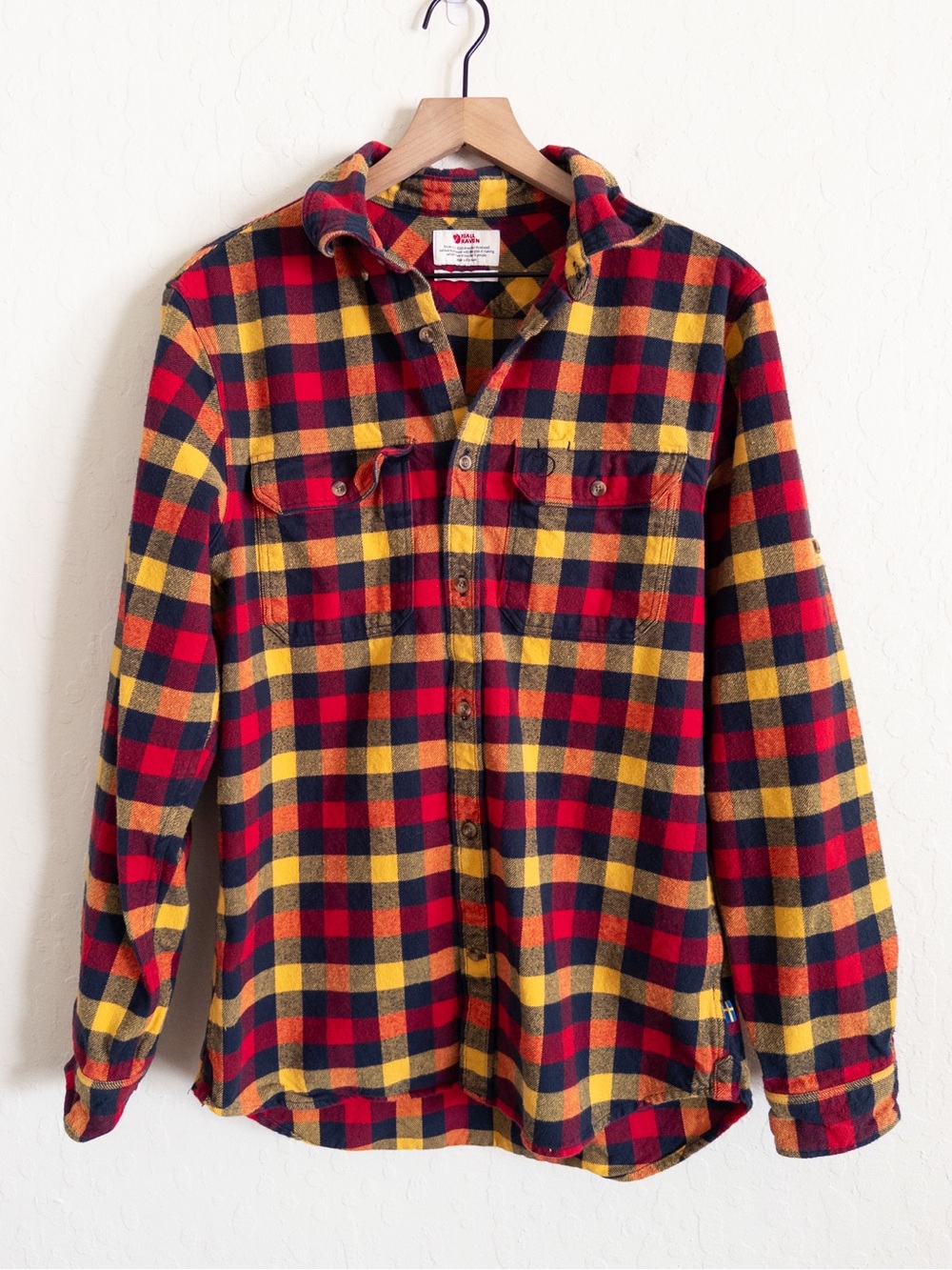 Fjallraven Men’s Cotton Plaid Flannel Skog Shirt Long Sleeve Button Down Large